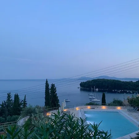 Paleopetres K-three - Premium Double - - Hébergement de vacances *