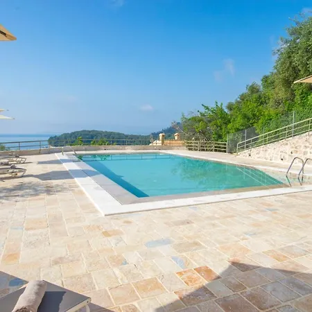 Paleopetres K-three - Premium Double - - Hébergement de vacances Kalámi