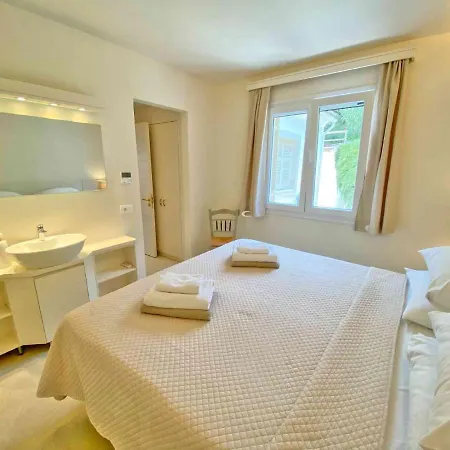 Hébergement de vacances Paleopetres K-three - Premium Double - - *