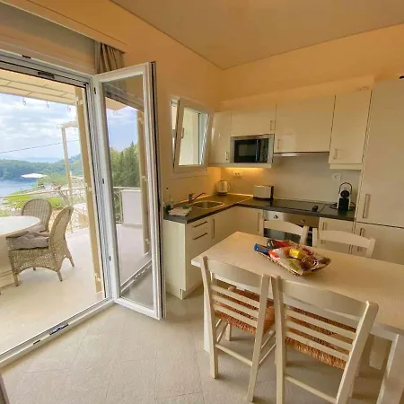 Paleopetres K-three - Premium Double - - Hébergement de vacances *