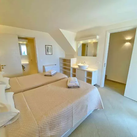 Paleopetres K-three - Premium Double - - Hébergement de vacances *